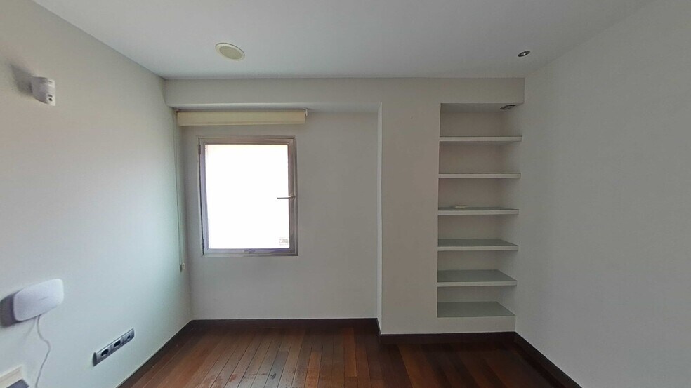 Oficina en Valladolid en venta - Foto del edificio - Imagen 3 de 27