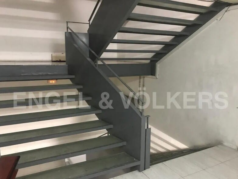 Local en Barcelona, Barcelona en venta - Foto del edificio - Imagen 3 de 3