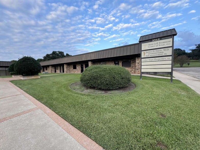 3312 N University Dr, Nacogdoches, TX en venta - Foto del edificio - Imagen 2 de 10