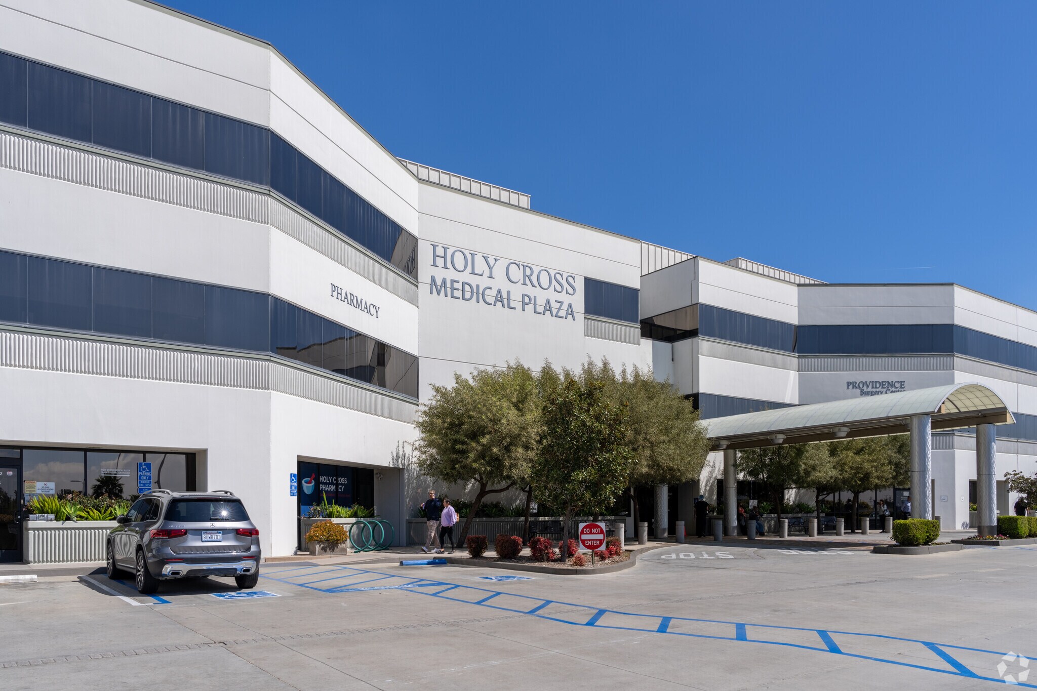 11550 Indian Hills Rd, Mission Hills, CA en alquiler Foto principal- Imagen 1 de 19