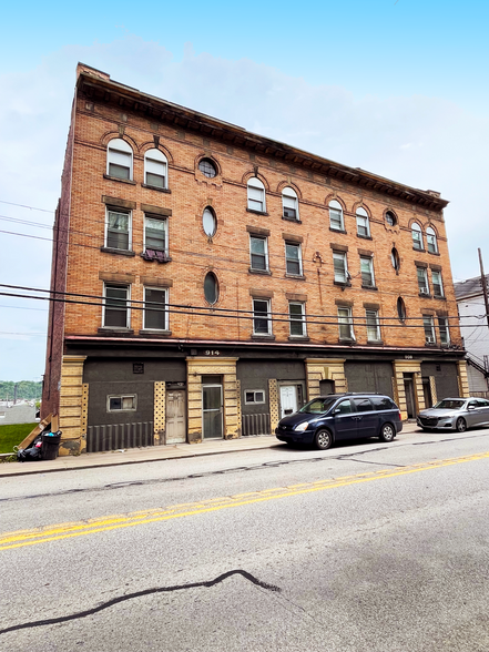 904-914 Island Ave, Mckees Rocks, PA en venta - Foto del edificio - Imagen 1 de 5