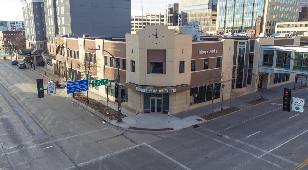 14 2nd St SW, Rochester, MN en alquiler - Foto del edificio - Imagen 2 de 20