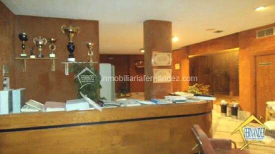 Local en Cáceres, Cáceres en alquiler - Foto del edificio - Imagen 2 de 12