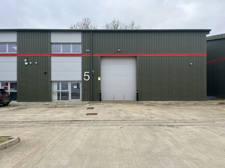 5-6 Century Ct, Westcott en alquiler - Foto del edificio - Imagen 2 de 9