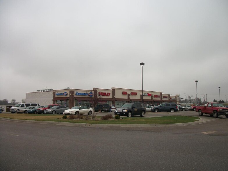 4103 Osborne Dr W, Hastings, NE en venta - Foto del edificio - Imagen 1 de 1