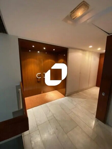 43 Boulevard De La Liberté, Lille en alquiler - Vestíbulo - Imagen 3 de 8