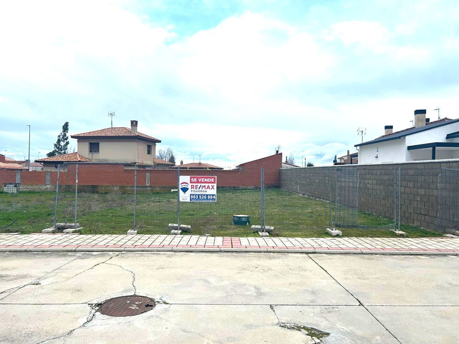 Calle Cantalavacia, S/N, Matapozuelos, Valladolid en venta Foto principal- Imagen 1 de 19