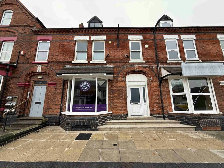192-194 Nantwich Rd, Crewe en venta - Foto del edificio - Imagen 2 de 13
