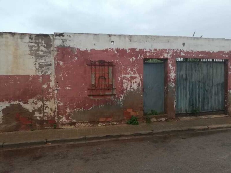 Carrer Sierra Nevada, Sagunto, Valencia en venta - Foto del edificio - Imagen 3 de 9