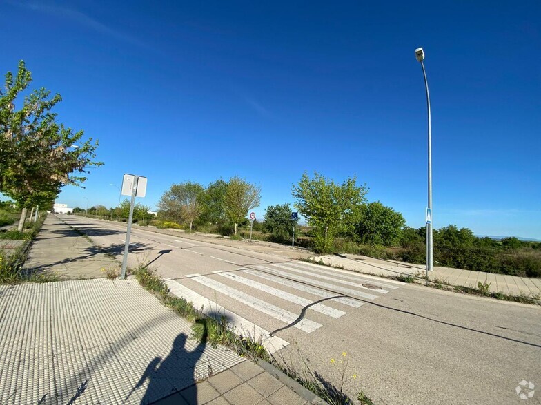 Terrenos en Chiloeches, Guadalajara en venta - Foto del edificio - Imagen 2 de 2