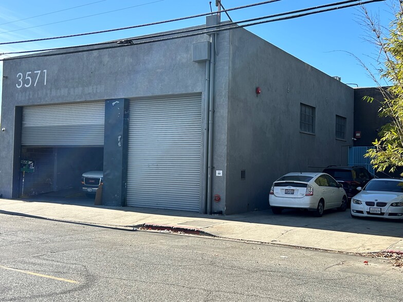 3571 Hayden Ave, Culver City, CA en alquiler - Foto del edificio - Imagen 3 de 16