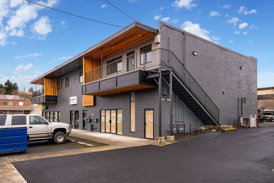 222 NE Everett St, Camas, WA en alquiler - Foto del edificio - Imagen 3 de 32