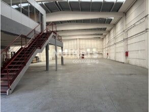 Nave en Montcada i Reixac, Barcelona en alquiler Foto del interior- Imagen 1 de 4