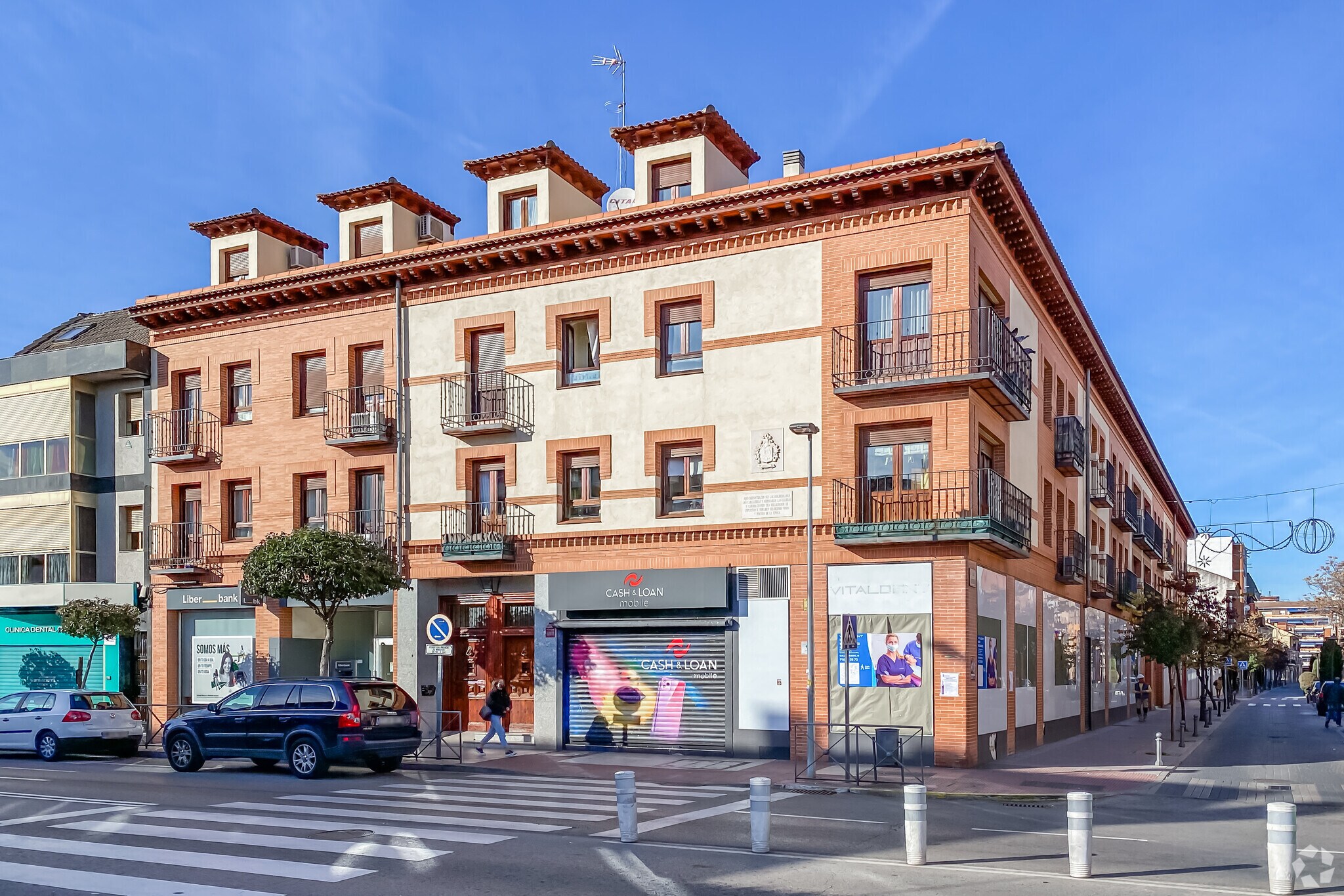 Edificio residencial en Torrejón de Ardoz, Madrid en venta Foto principal- Imagen 1 de 2