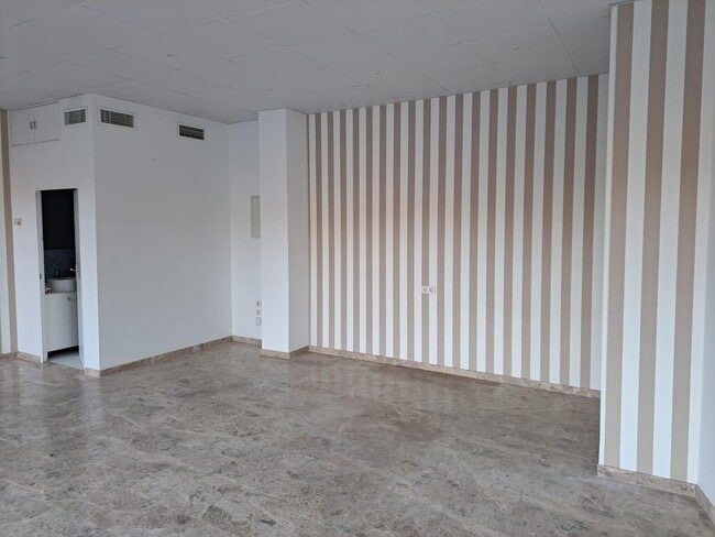 Más detalles de Local en alquiler