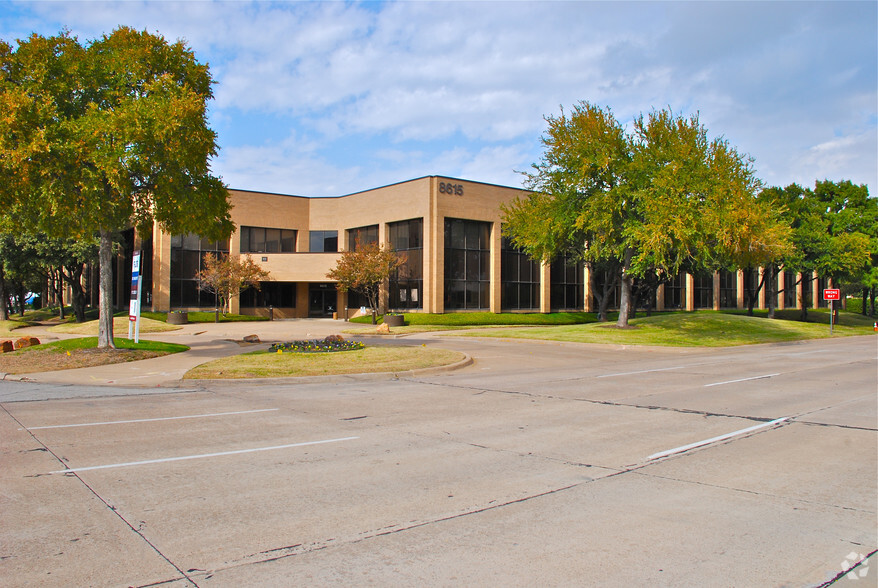 8615 Freeport Pky, Irving, TX en alquiler - Foto del edificio - Imagen 3 de 10