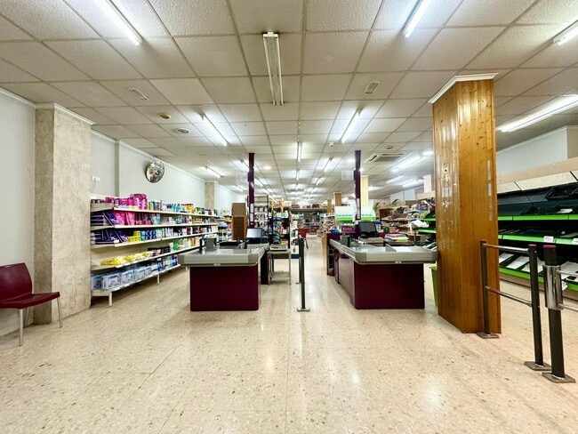 Más detalles de Carrer Reverendo Rafael Peris, 23, Carlet - Local en alquiler