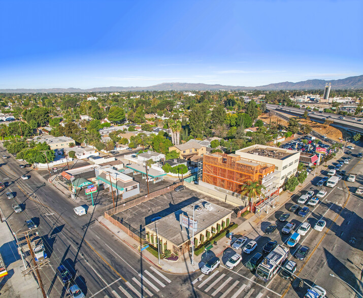 6001 Laurel Canyon Blvd, North Hollywood, CA en alquiler - Foto del edificio - Imagen 1 de 13