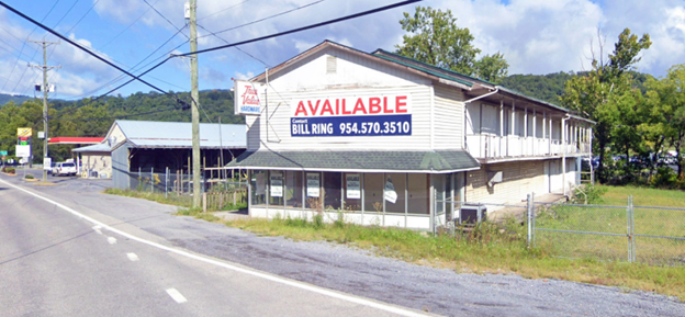 42765 Midland Trl E, White Sulphur Springs, WV en alquiler - Foto del edificio - Imagen 1 de 1