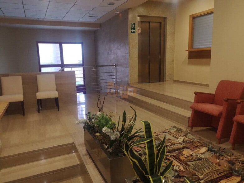 Oficina en Ontinyent en alquiler - Foto del edificio - Imagen 3 de 8