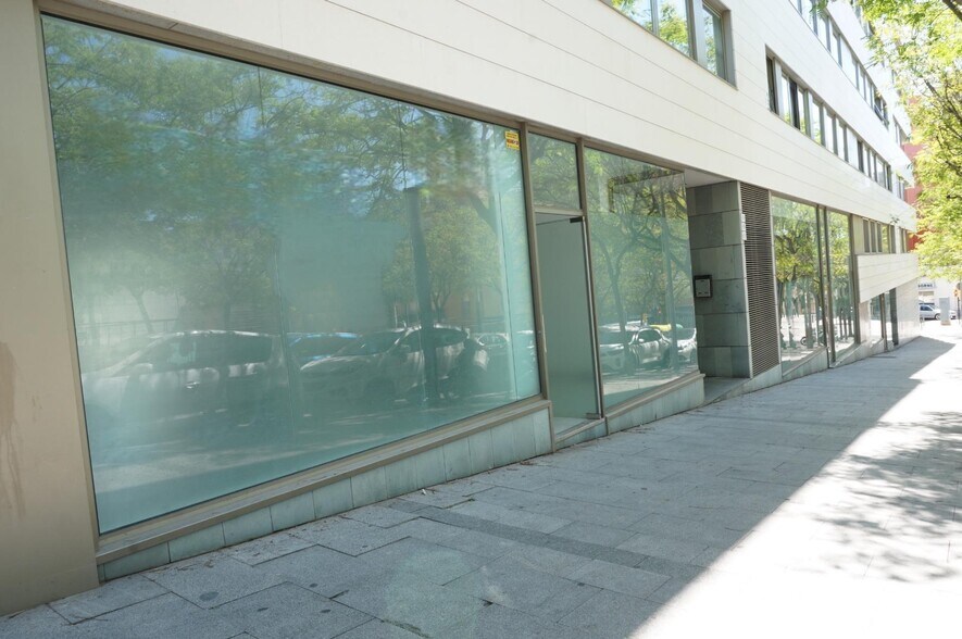 Edificio residencial en L'Hospitalet de Llobregat, Barcelona en venta - Foto del interior - Imagen 2 de 2