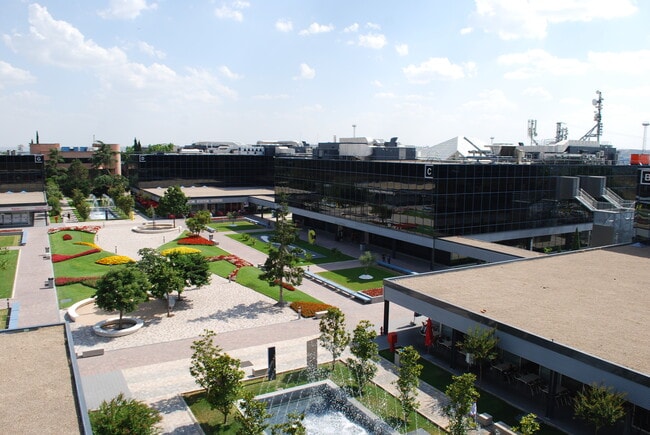 Más detalles de Avenida Castilla, 2, San Fernando de Henares - Oficina en alquiler