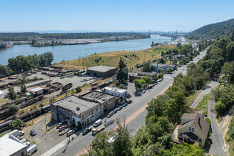 10818-10828 NW Saint Helens Rd, Portland, OR - VISTA AÉREA  vista de mapa - Image1