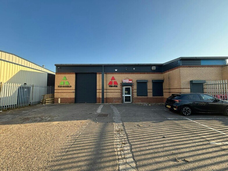 30-34 Loanbank Quadrant, Glasgow en alquiler - Foto del edificio - Imagen 2 de 3