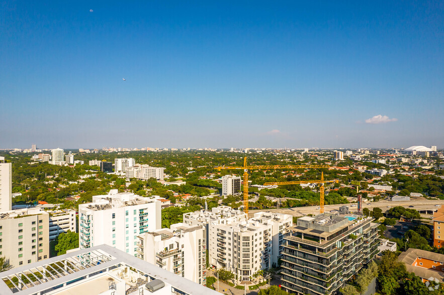 1700 SW 2nd Ave, Miami, FL en alquiler - Foto del edificio - Imagen 3 de 5