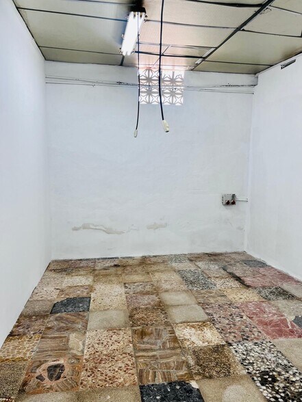 Nave en Elche en alquiler - Foto del edificio - Imagen 3 de 13