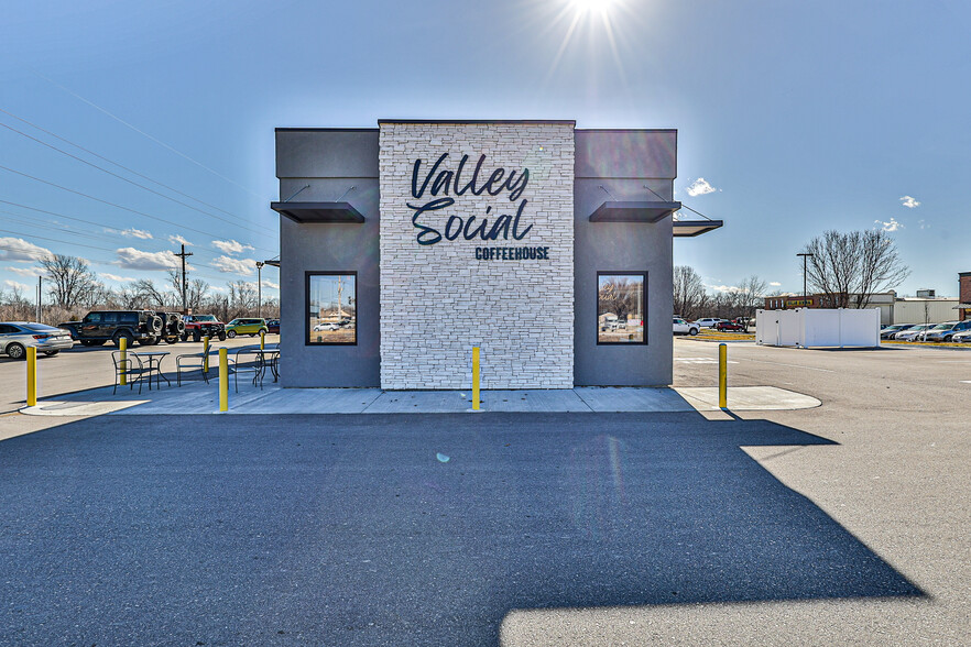 120 Buckner Tarsney Rd, Grain Valley, MO en venta - Foto del edificio - Imagen 3 de 7