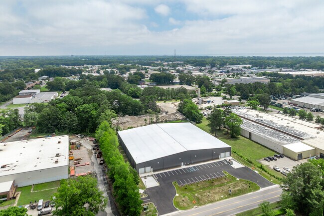 Más detalles de 324 E St, Hampton, VA - Nave en alquiler