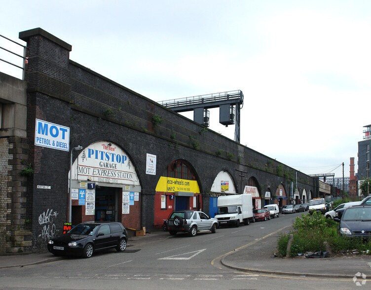 Norton St, Salford en alquiler - Foto del edificio - Imagen 2 de 5