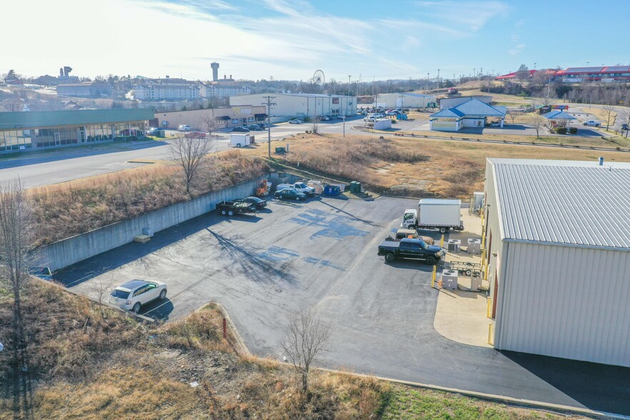 566 Gretna Rd, Branson, MO en venta - Foto del edificio - Imagen 2 de 13