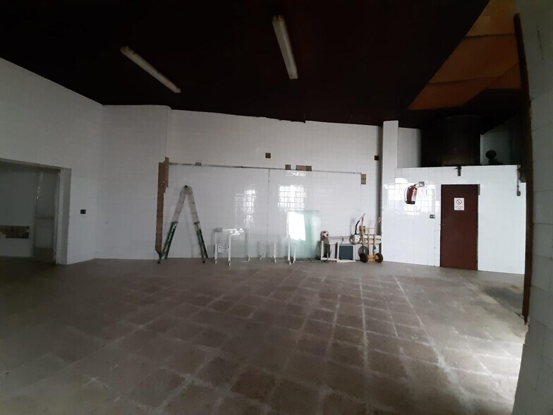 Local en Casar de Cáceres, Cáceres en venta - Foto del edificio - Imagen 1 de 5