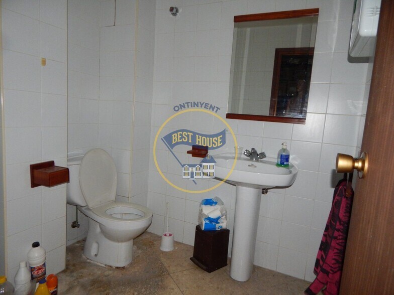 Local en Ontinyent en venta - Foto del edificio - Imagen 2 de 2