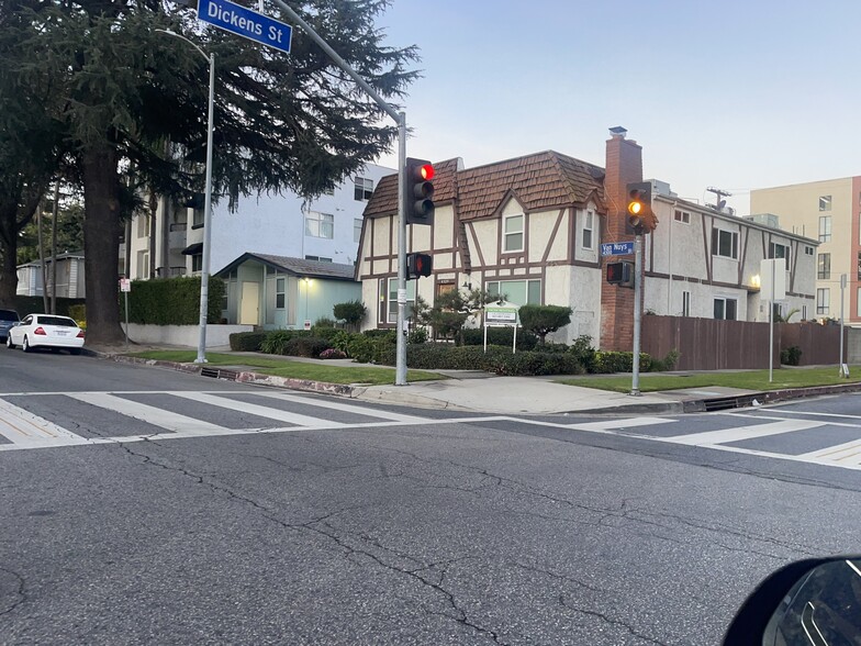 4323-4329 Van Nuys Blvd, Sherman Oaks, CA en venta - Foto del edificio - Imagen 1 de 6