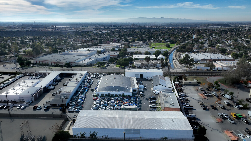 1705 S Mountain Ave, Monrovia, CA en alquiler - Foto del edificio - Imagen 1 de 19