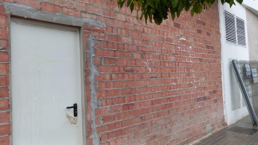 Local en Córdoba en alquiler - Foto del edificio - Imagen 2 de 3