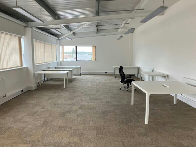 2-6 Faraday Way, Orpington en alquiler - Foto del interior - Imagen 3 de 6