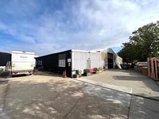 Más detalles de Radley Green Farm Road, Ingatestone - Nave en alquiler