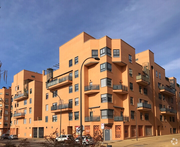 Avenida de Chile, 10, Getafe, Madrid en alquiler - Foto del edificio - Imagen 2 de 2