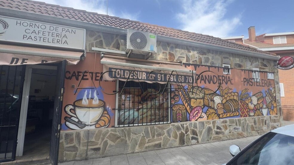 Local en San Martín de la Vega, Madrid en alquiler - Foto del edificio - Imagen 3 de 5