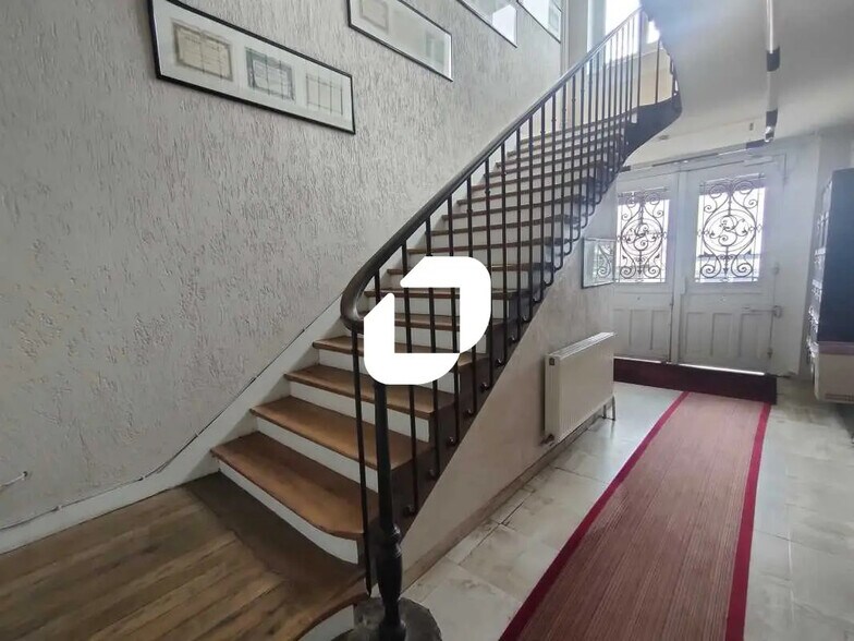 49 Rue Lamartine, Versailles en alquiler - Foto del edificio - Imagen 3 de 3