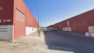 Más detalles de Textil, Navalmoral de la Mata - Nave en venta