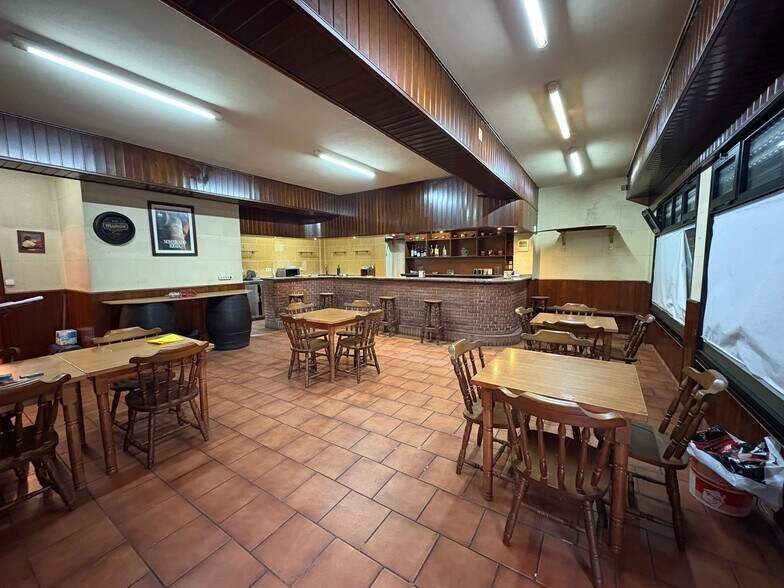 Local en Ferrol, La Coruna en venta - Foto del interior - Imagen 1 de 16