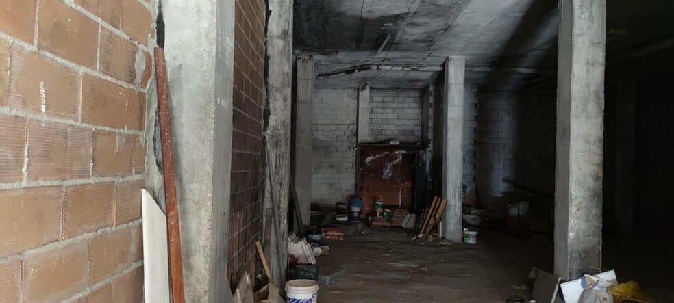 Carrer Ardiaca Pere Esplugues, 135, Alzira, Valencia en venta - Foto del edificio - Imagen 3 de 23