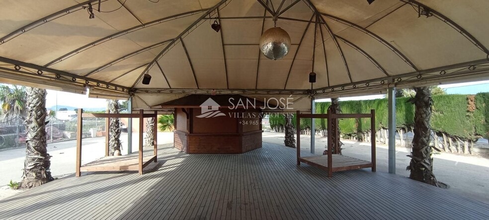 Local en Benejúzar en venta - Foto del edificio - Imagen 2 de 33