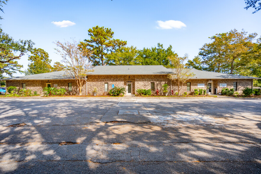 1092 Johnnie Dodds Rd, Mount Pleasant, SC en alquiler - Foto del edificio - Imagen 1 de 25