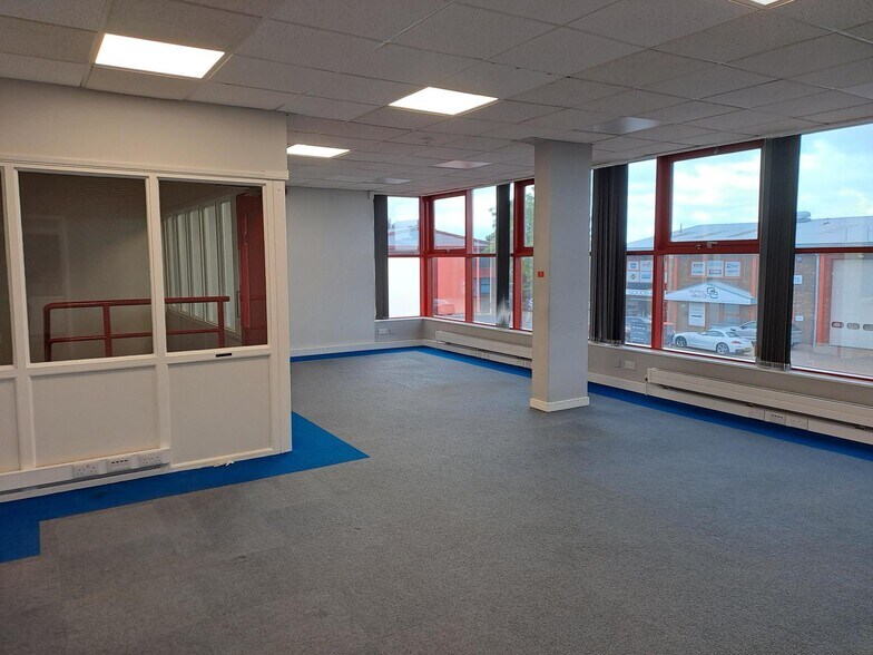 Amor Way, Letchworth Garden City en venta - Foto del edificio - Imagen 3 de 15